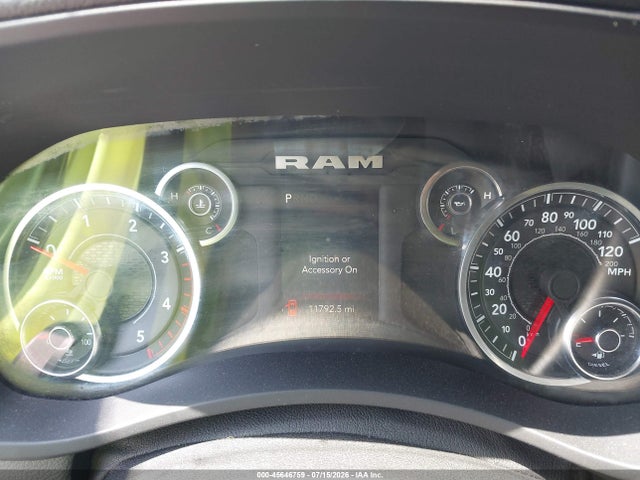 45646759 :رقم المزاد ، 3C6UR5DL7RG297812 vin ، 2024 Ram 2500 Big Horn  4x4 6'4 Box مزاد بيع