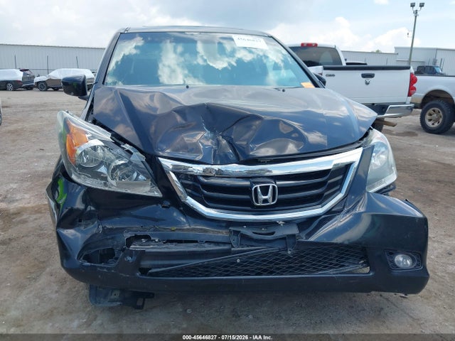 45646827 :رقم المزاد ، 5FNRL3H96AB107172 vin ، 2010 Honda Odyssey Touring مزاد بيع