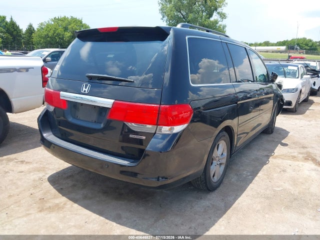 45646827 :رقم المزاد ، 5FNRL3H96AB107172 vin ، 2010 Honda Odyssey Touring مزاد بيع