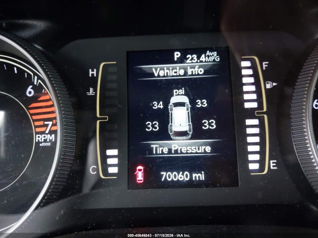 2019 Jeep Cherokee Latitude 4x4 მანქანა იყიდება აუქციონზე, vin: 1C4PJMCB7KD459960, აუქციონის ნომერი: 45646843