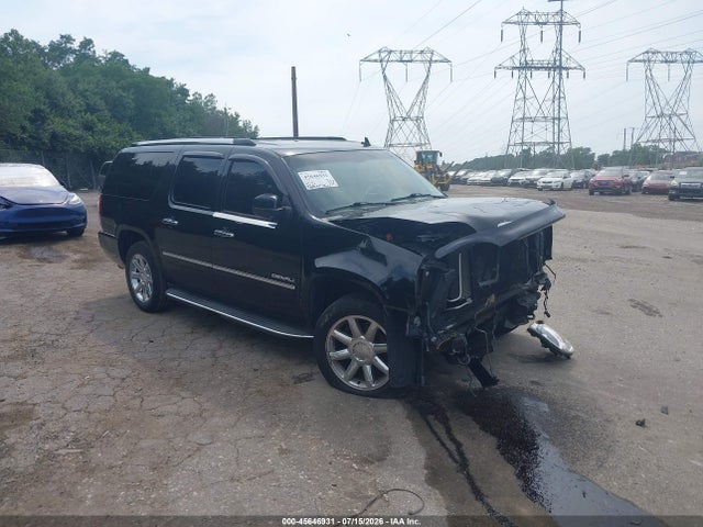 45646931 :رقم المزاد ، 1GKS2MEF7DR184592 vin ، 2013 Gmc Yukon Xl 1500 Denali مزاد بيع