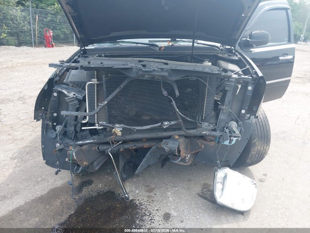 Aukcja sprzedaży 2013 Gmc Yukon Xl 1500 Denali, vin: 1GKS2MEF7DR184592, numer aukcji: 45646931