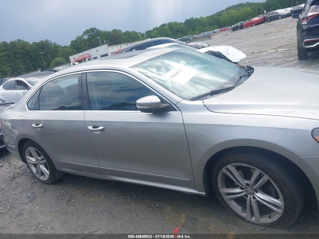 2014 Volkswagen Passat 2.0l Tdi Sel Premium მანქანა იყიდება აუქციონზე, vin: 1VWCN7A3XEC036183, აუქციონის ნომერი: 45646933
