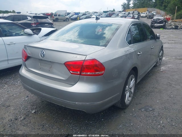2014 Volkswagen Passat 2.0l Tdi Sel Premium მანქანა იყიდება აუქციონზე, vin: 1VWCN7A3XEC036183, აუქციონის ნომერი: 45646933