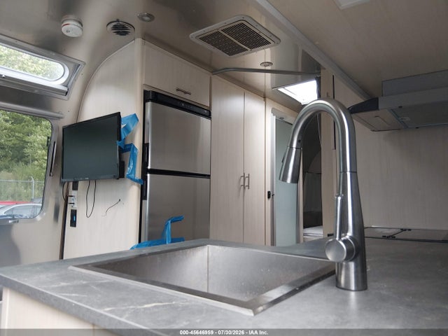 2024 Airstream Other მანქანა იყიდება აუქციონზე, vin: 1STT9YL20RJ571155, აუქციონის ნომერი: 45646959