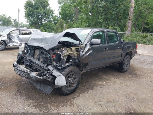 Продаж на аукціоні авто 2016 Toyota Tacoma Sr V6, vin: 5TFCZ5AN4GX038200, номер лоту: 45647002