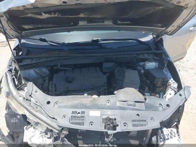 Toyota Highlander Le 2019 5TDZARFH3KS060568 Image 10