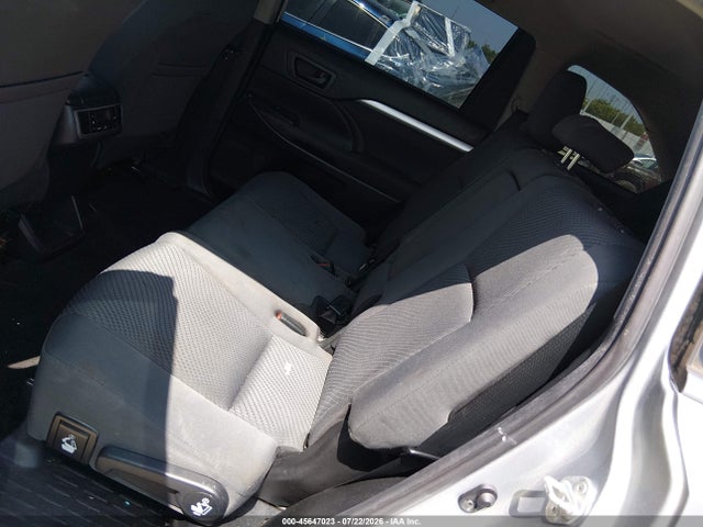 Toyota Highlander Le 2019 5TDZARFH3KS060568 Image 19
