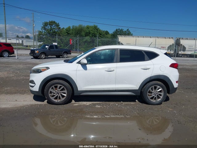 Продаж на аукціоні авто 2017 Hyundai Tucson Se, vin: KM8J3CA42HU289462, номер лоту: 45647054