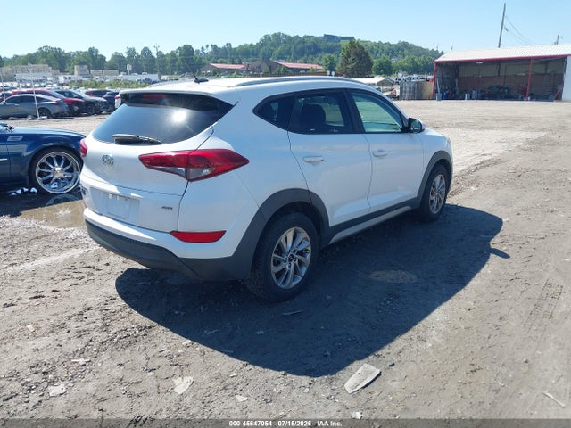 Продаж на аукціоні авто 2017 Hyundai Tucson Se, vin: KM8J3CA42HU289462, номер лоту: 45647054