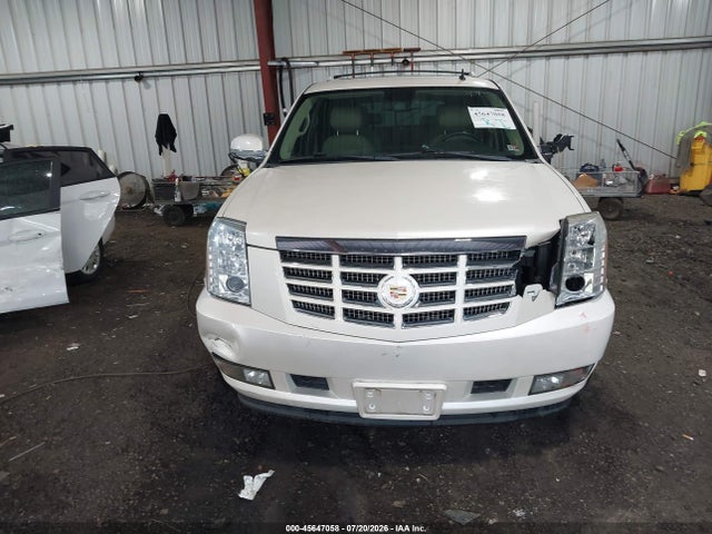 Продажа на аукционе авто 2012 Cadillac Escalade Luxury, vin: 1GYS4BEF8CR324135, номер лота: 45647058