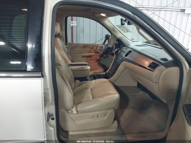 Продажа на аукционе авто 2012 Cadillac Escalade Luxury, vin: 1GYS4BEF8CR324135, номер лота: 45647058