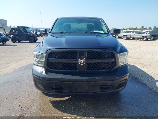 45647117 :رقم المزاد ، 1C6RR7KG0KS654463 vin ، 2019 Ram 1500 Classic Tradesman  4x4 5'7 Box مزاد بيع
