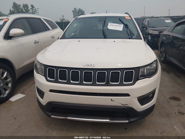 2018 Jeep Compass Latitude Fwd მანქანა იყიდება აუქციონზე, vin: 3C4NJCBB3JT194224, აუქციონის ნომერი: 45647132