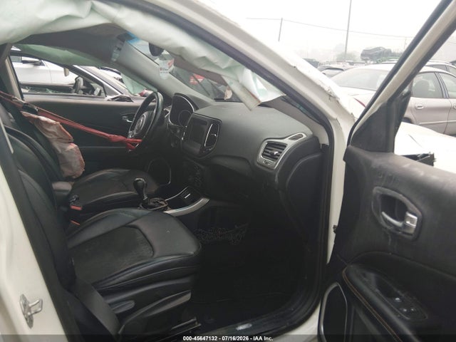 2018 Jeep Compass Latitude Fwd მანქანა იყიდება აუქციონზე, vin: 3C4NJCBB3JT194224, აუქციონის ნომერი: 45647132