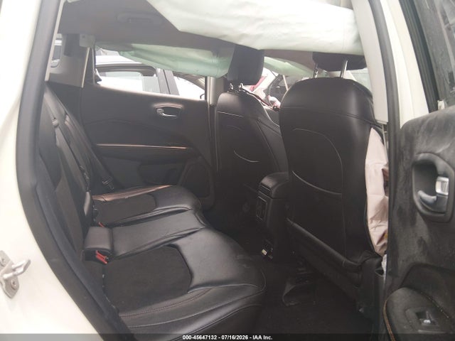 2018 Jeep Compass Latitude Fwd მანქანა იყიდება აუქციონზე, vin: 3C4NJCBB3JT194224, აუქციონის ნომერი: 45647132