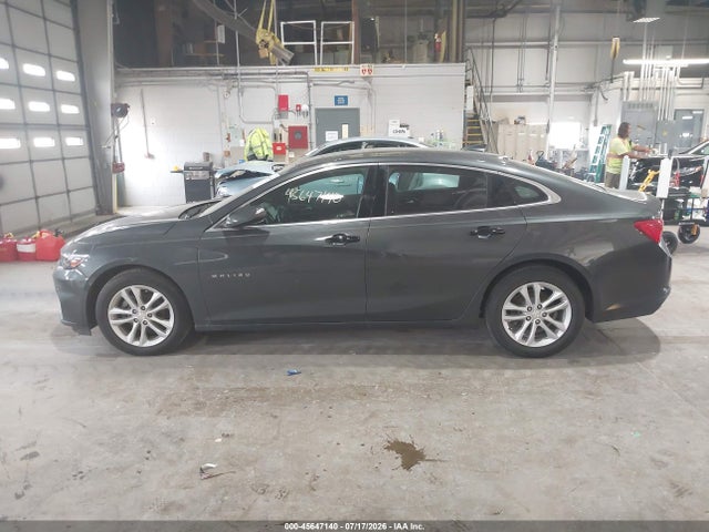 1G1ZD5ST0JF103457 Chevrolet MALIBU LT