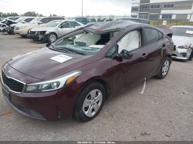 45647151 :رقم المزاد ، 3KPFK4A70JE190155 vin ، 2018 Kia Forte Lx مزاد بيع