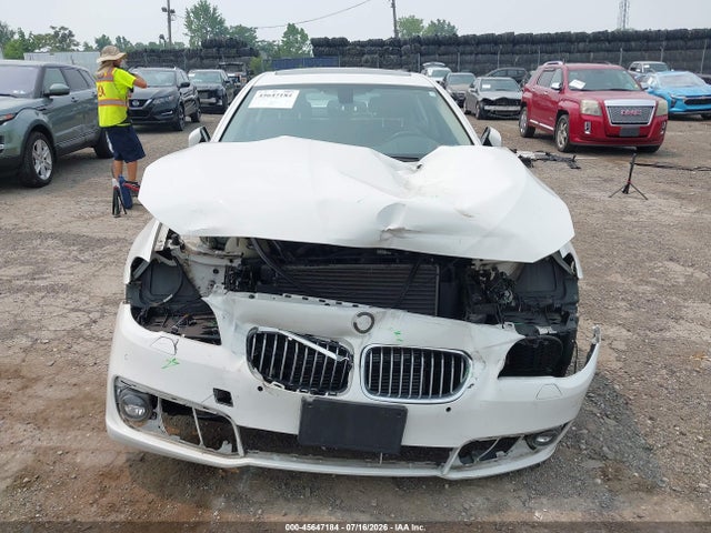 WBA5A7C53GG148533 BMW 528i Xdrive