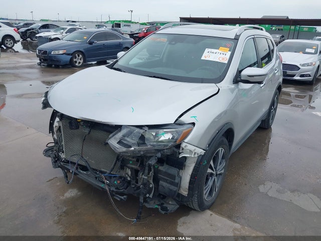 45647191 :رقم المزاد ، 5N1AT2MT8KC803468 vin ، 2019 Nissan Rogue Sv مزاد بيع