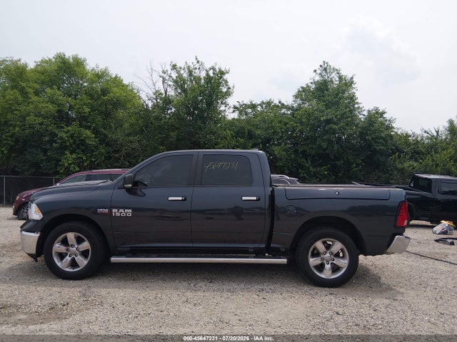 45647231 :رقم المزاد ، 1C6RR7LT8HS852101 vin ، 2017 Ram 1500 Big Horn  4x4 5'7 Box مزاد بيع
