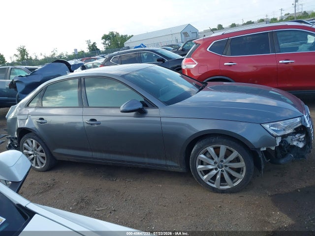 Aukcja sprzedaży 2017 Audi A4 Premium, vin: WAUANAF41HN043568, numer aukcji: 45647233