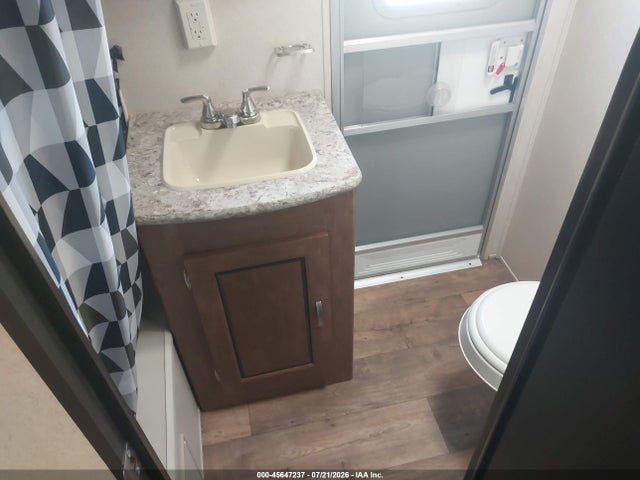 Wildwood Other 2018 4X4TWDH21J8803390 Image 13