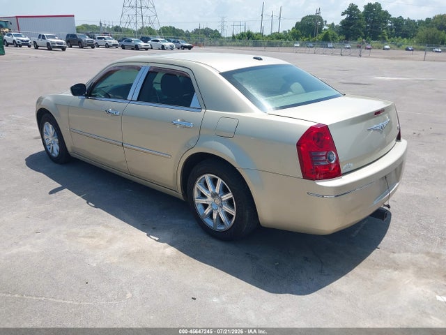 45647245 :رقم المزاد ، 2C3CA5CV7AH147397 vin ، 2010 Chrysler 300 Touring/signature Series/executive Series مزاد بيع