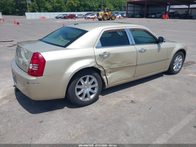 45647245 :رقم المزاد ، 2C3CA5CV7AH147397 vin ، 2010 Chrysler 300 Touring/signature Series/executive Series مزاد بيع