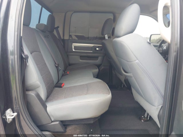 45647253 :رقم المزاد ، 3C6RR6LT5HG687075 vin ، 2017 Ram 1500 Big Horn  4x2 5'7 Box مزاد بيع