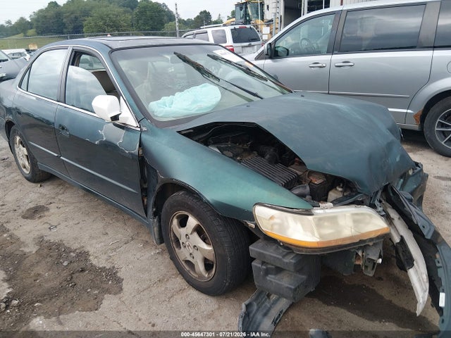 Продажа на аукционе авто 1998 Honda Accord Ex, vin: 1HGCG5652WA260428, номер лота: 45647301