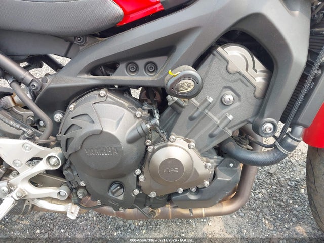 Yamaha FZ09 2014 JYARN33E4EA001053 Image 8