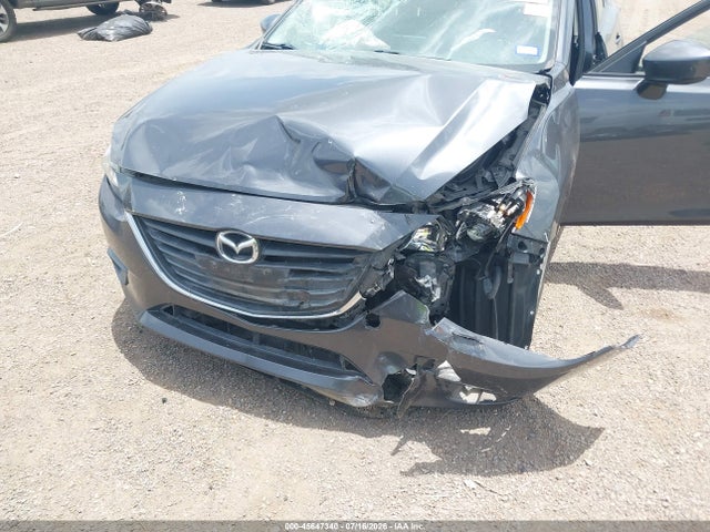 45647340 :رقم المزاد ، 3MZBM1U72FM185407 vin ، 2015 Mazda Mazda3 I Sport مزاد بيع