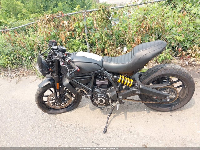 Ducati Scrambler Desert Sled 2021 ML0KAFPM8MT003962 Image 13