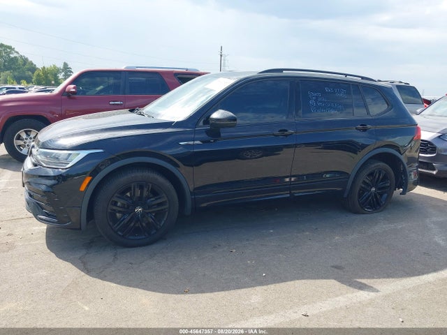 2022 Volkswagen Tiguan 2.0t Se R-line Black მანქანა იყიდება აუქციონზე, vin: 3VV8B7AX7NM028949, აუქციონის ნომერი: 45647357