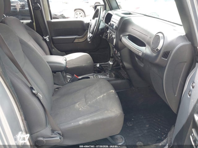 45647363 :رقم المزاد ، 1C4BJWDG6HL521511 vin ، 2017 Jeep Wrangler Unlimited Sport مزاد بيع