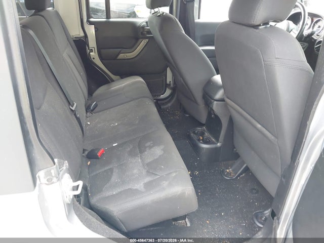 45647363 :رقم المزاد ، 1C4BJWDG6HL521511 vin ، 2017 Jeep Wrangler Unlimited Sport مزاد بيع