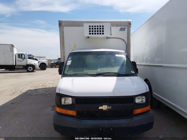 2015 Chevrolet Express Cutaway 4500 მანქანა იყიდება აუქციონზე, vin: 1GB6G5CG6F1155655, აუქციონის ნომერი: 45647369
