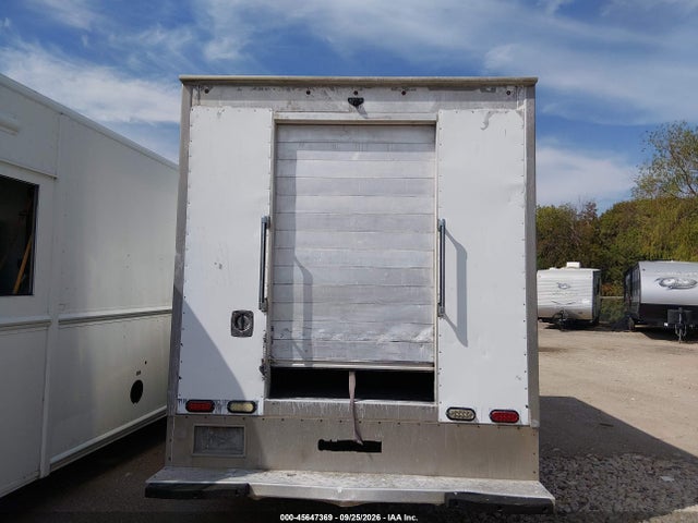 2015 Chevrolet Express Cutaway 4500 მანქანა იყიდება აუქციონზე, vin: 1GB6G5CG6F1155655, აუქციონის ნომერი: 45647369