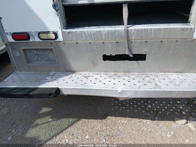 2015 Chevrolet Express Cutaway 4500 მანქანა იყიდება აუქციონზე, vin: 1GB6G5CG6F1155655, აუქციონის ნომერი: 45647369