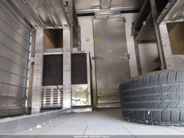 2015 Chevrolet Express Cutaway 4500 მანქანა იყიდება აუქციონზე, vin: 1GB6G5CG6F1155655, აუქციონის ნომერი: 45647369