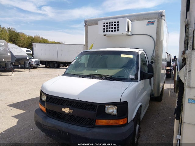 2015 Chevrolet Express Cutaway 4500 მანქანა იყიდება აუქციონზე, vin: 1GB6G5CG6F1155655, აუქციონის ნომერი: 45647369