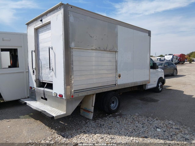 2015 Chevrolet Express Cutaway 4500 მანქანა იყიდება აუქციონზე, vin: 1GB6G5CG6F1155655, აუქციონის ნომერი: 45647369