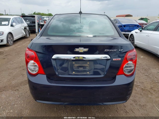 Chevrolet Sonic Lt Auto 2015 1G1JC5SB5F4128509 Image 17