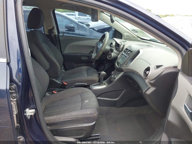 Chevrolet Sonic Lt Auto 2015 1G1JC5SB5F4128509 Image 5