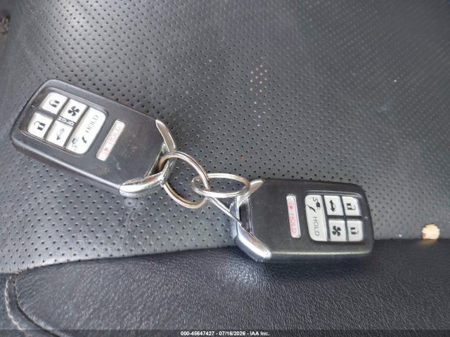 Продаж на аукціоні авто 2018 Honda Clarity Plug-in Hybrid Touring, vin: JHMZC5F3XJC012569, номер лоту: 45647427