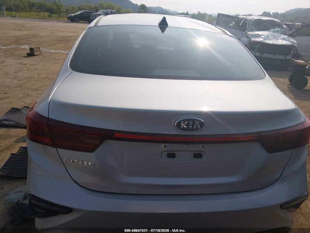 45647431 :رقم المزاد ، 3KPF24AD3LE255606 vin ، 2020 Kia Forte Lxs مزاد بيع