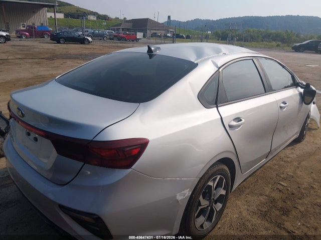 45647431 :رقم المزاد ، 3KPF24AD3LE255606 vin ، 2020 Kia Forte Lxs مزاد بيع
