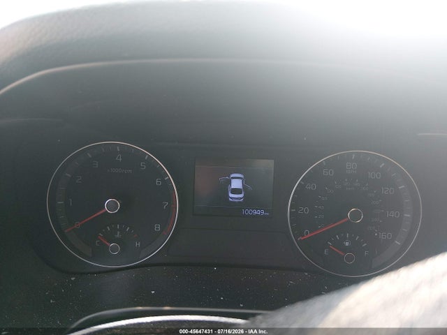 45647431 :رقم المزاد ، 3KPF24AD3LE255606 vin ، 2020 Kia Forte Lxs مزاد بيع