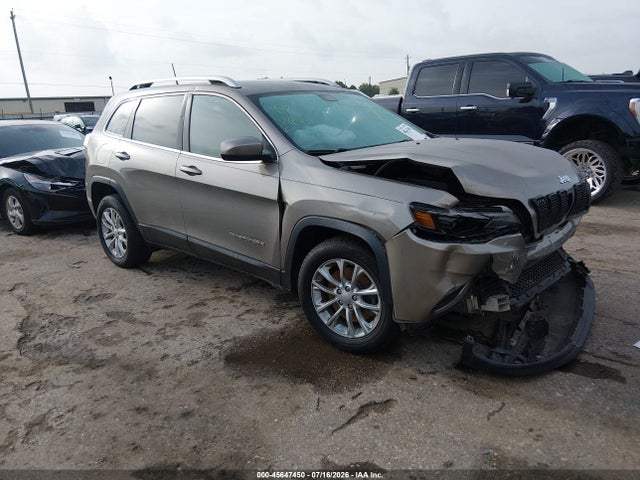 Auction sale of the 2019 Jeep Cherokee Latitude Fwd, vin: 1C4PJLCB1KD205039, lot number: 45647450